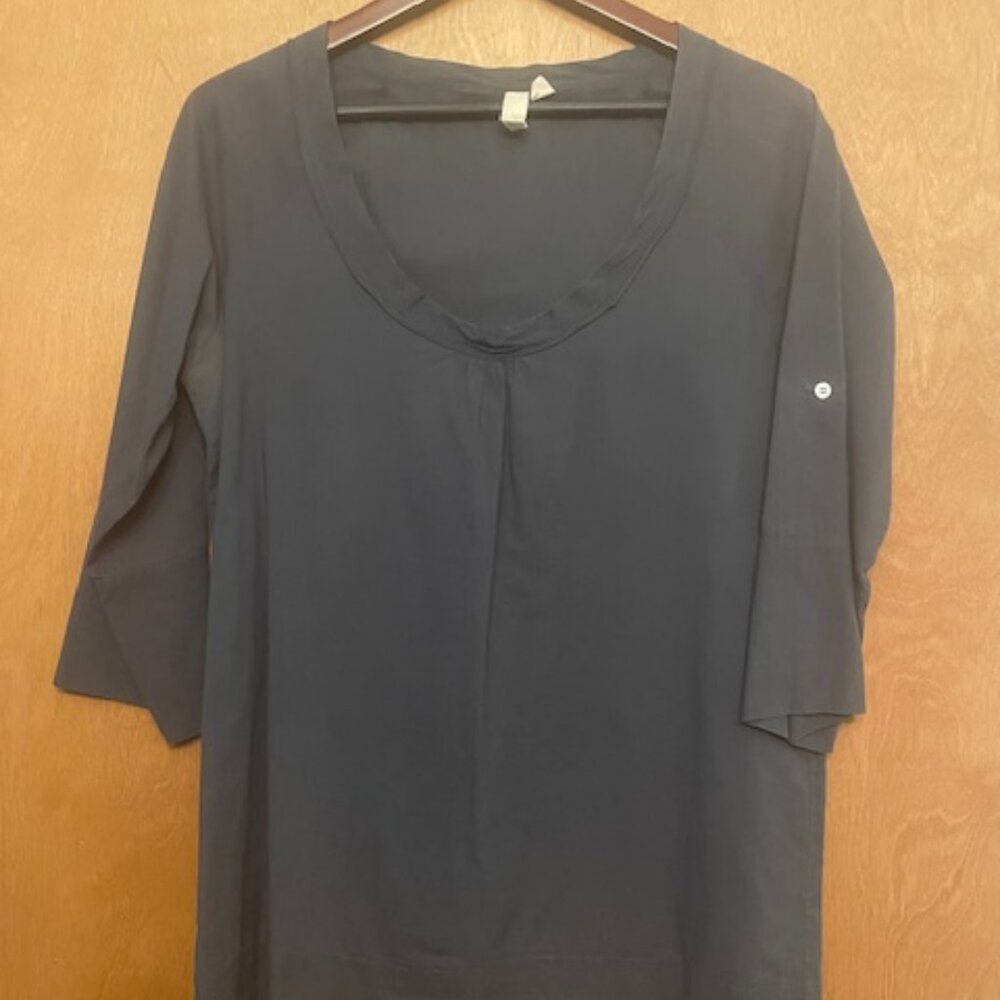 Steel blue 3/4 length sleeve cotton scoop neck top